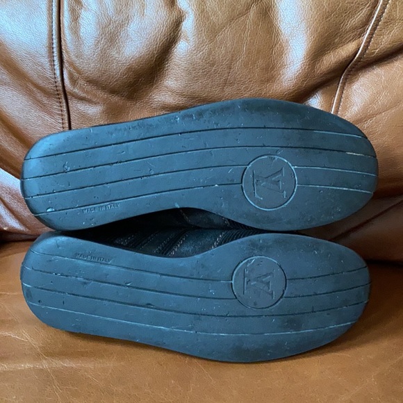 LOUIS VUITTON SNEAKERS - Picture 7 of 10